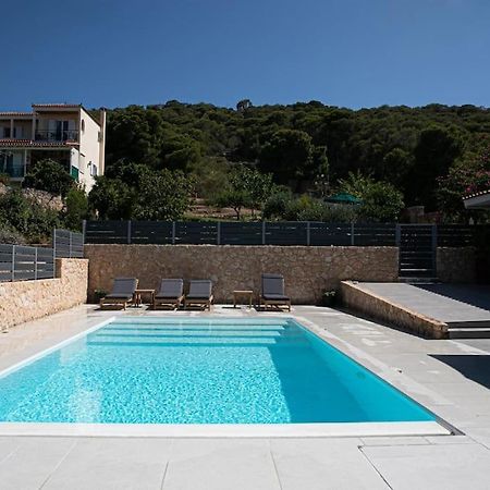 Pine House Villa Agioi Eksteriør billede