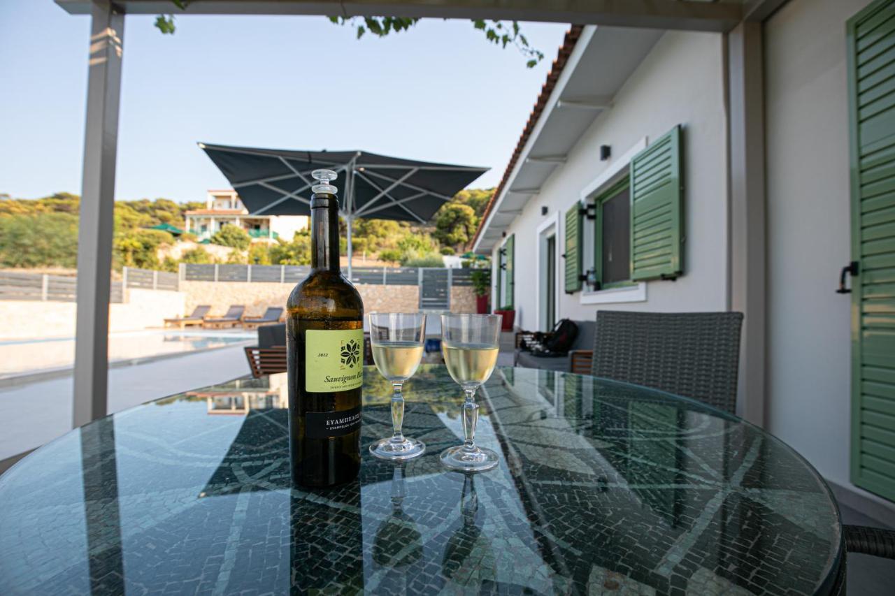 Pine House Villa Agioi Eksteriør billede
